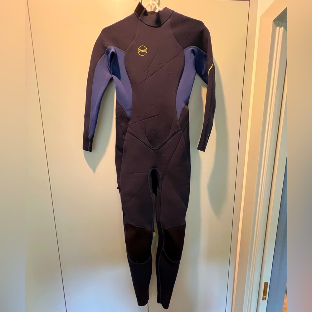 Oneiel women’s size 8 Wetsuit